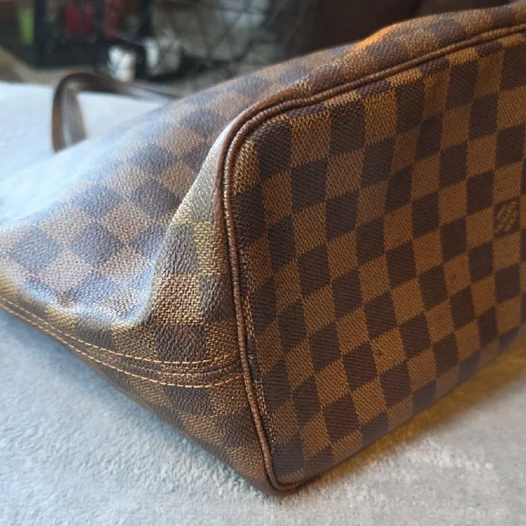 Neverfull Louis Vuitton Brown Damier MM Tote with Dust Bag! - Picture 8 of 14